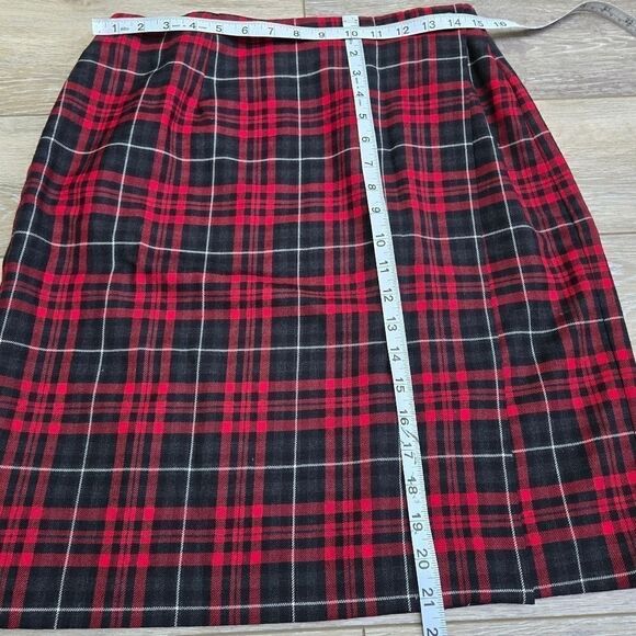 Charter Club wool plaid skirt high waisted red gray black white   med 8 to 10 - Picture 6 of 9